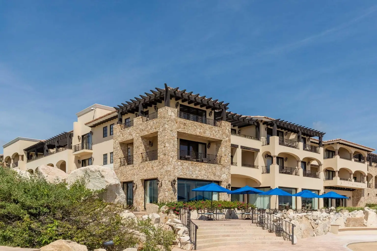 Investment Properties in Selling Cabo