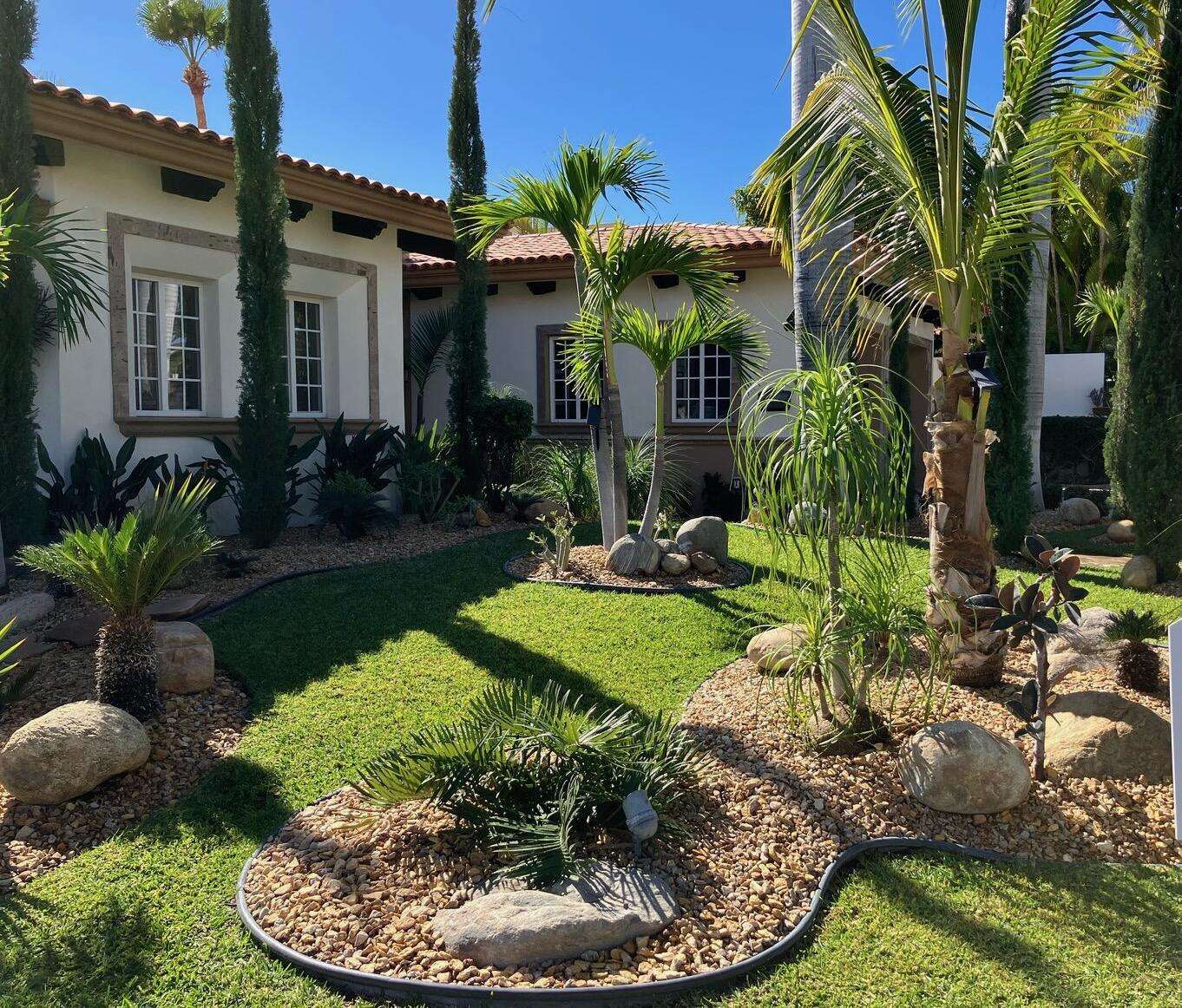 Los Cabos Palmilla Estates Discover a standout investment opportunity in coveted Palmilla Estates, where relaxed coastal style meets refined comfort. This single-story 3-bedroom, 3-bath home blends natural stone, warm wood beams, and a gourmet kitchen with high-end appliances, breakfast nook, and full bar. A generous entry courtyard opens to a heated pool, jacuzzi, outdoor kitchen, and a sun-washed yard overlooking the 9th fairway of the Jack Nicklaus Mountain Course. Eligible for a golf membership, it also makes an effortless vacation retreat with close access to Palmilla Beach, world-class amenities, and the charming San JosΓ© town center. for sale