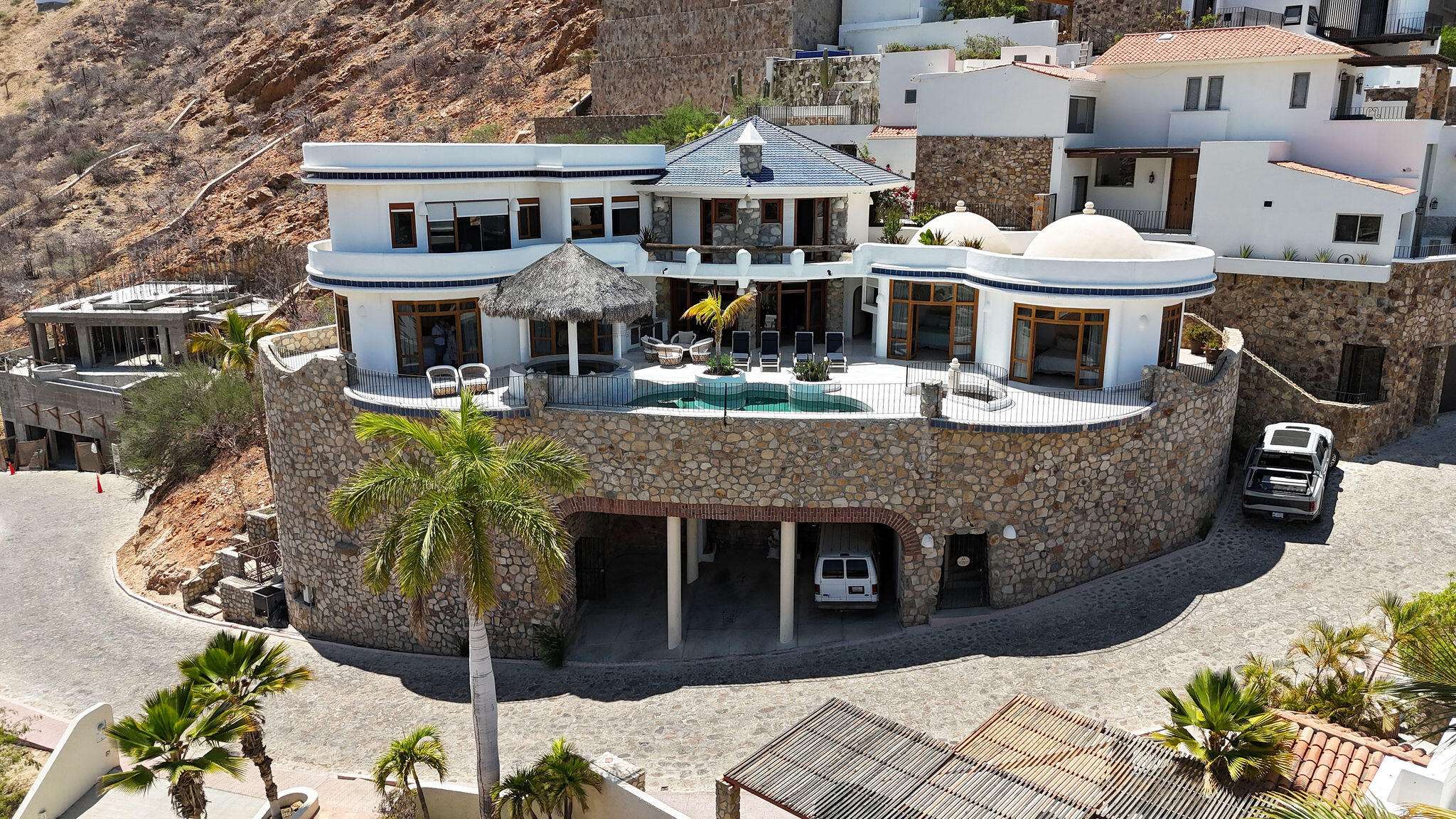 Los Cabos Lienzo Charro Experience coastal luxury in this contemporary home at next Quivira Golf Club, Los Cabos. Enjoy your private pool, beautiful garden, and spacious terrace under the Baja California sun.Just 35 minutes from Los Cabos International Airport, 12 minutes from local amenities, and a 5-minute walk to the beach. The community offers a golf club, exclusive amenities, and easy access to shopping.Parking for 2 vehiclesNatural materials facade blending with the landscapeTotal area: 455 mΒ² (315 mΒ² living, 300 mΒ² gardens)Luxurious interiors:Equipped kitchen with islandOpen concept with built-in furniture1 master and 3 secondary bedrooms, each with bath and walk-in closetAmple lighting throughoutExteriorsCovered terrace with golf course for sale