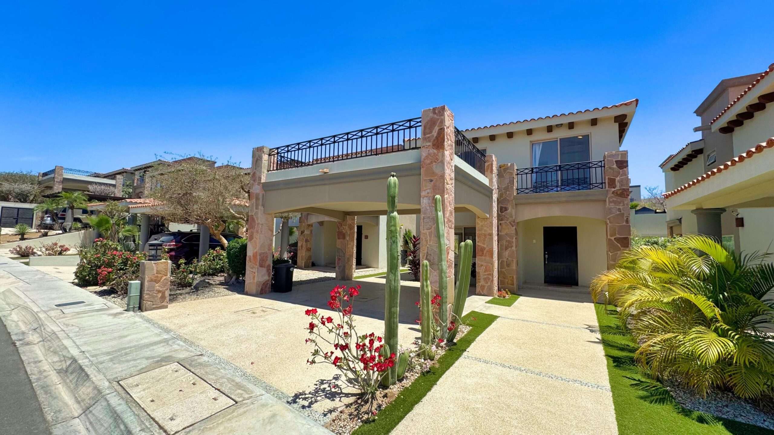 Los Cabos Lomas Del Pacifico If you're looking for a home that captures true Mexican charm, this is it. This 2-bedroom, 2-bath home plus office sits on a large 804 mΒ² lot on the Pacific side of Cabo, where you'll enjoy the cool ocean breezes and relaxed coastal living. The home features warm, traditional finishes, open living spaces, and a spacious 3-car garageβperfect for vehicles, storage, or a workshop. The generous lot offers plenty of room to expand or create your dream outdoor retreat. Located in a peaceful area just minutes from the beach and downtown Cabo San Lucas, this property is ideal as a full-time residence, vacation getaway, or investment opportunity. Experience authentic Baja livingβwhere every sunset feels like home. for sale