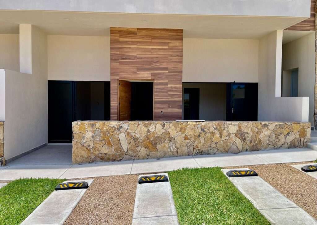 Los Cabos El Encanto El Encanto de La Laguna Del Sol 202 is located in a luxury boutique beachfront community that provides a peaceful environment yet is just a 10 minute drive to Downtown San Jose del Cabo. Del Sol 202 is a beautifully furnished condo, has 2,428 sq ft of interior living space and 627 sq ft of covered terrace and includes a one car garage. It offers a spacious floor plan with high ceilings, wood beams, high-end appliances, and granite counters. It has 3 bedrooms, 2.5 bathrooms. Just a 3-minute walk to a secluded sandy beach. Resort-style amenities available only to the 24 condos in Phase II, include an infinity-edge pool, jacuzzi, and a swim-up palapa bar with BBQ area. Optional membership is available to a private oceanfront beach club featuring an on-site restaurant, gym and pool. – 3.7 m extra-high ceilings, Cabo Corridor, BS