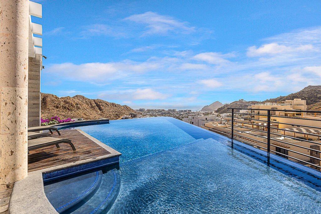 Los Cabos Duara This property has amenities such as: Swimming pool, gym, game room, mini golf, basketball courts, children's play area and a common meeting room.Direct Developer Financing in US Dollars: Term: Up to 60 months. Fixed annual interest rate: 9% or 18 months interest-free.Simple and fast process. --------------------------------------------------------Financiamiento Directo del Desarrollador en Pesos Mexicanos: Plazo: Hasta 60 meses. Tasa de interés anual fija: 12% o 18 meses sin intereses.Proceso sencillo y rápido. – Cabo Bay And City Lights!, Cabo San Lucas, BS