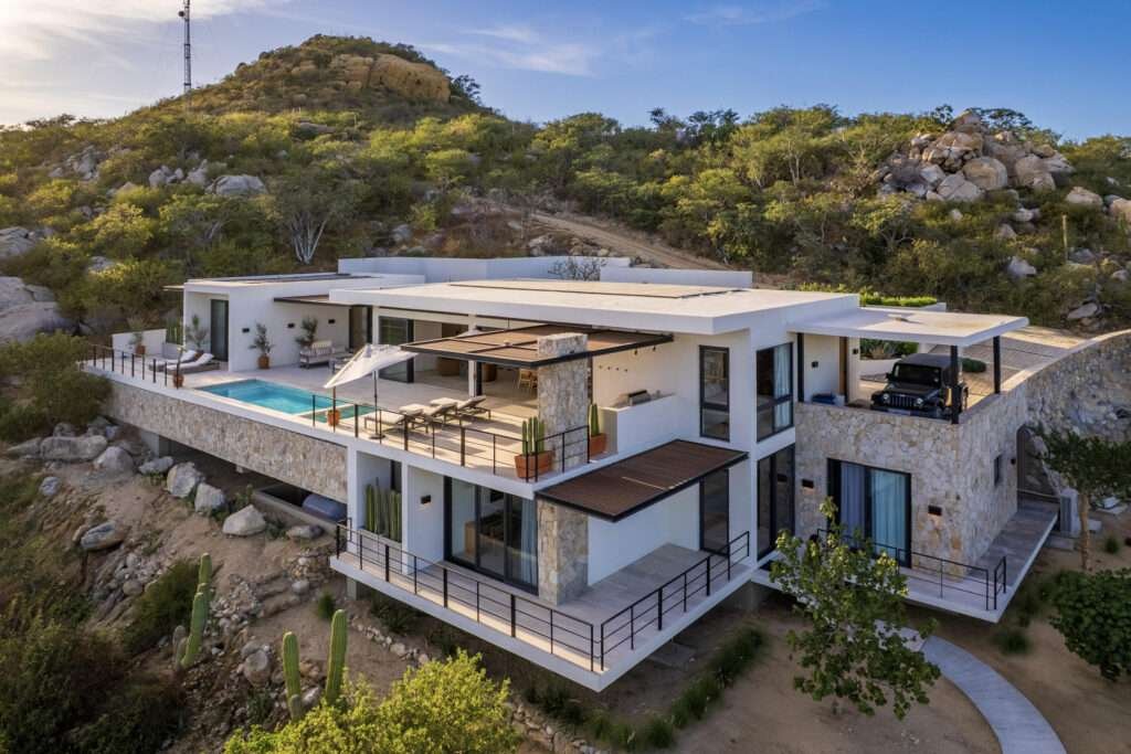 Los Cabos Laguna Hills Casa Savoy is a modern 4014 square foot, four-bedroom hillside home, built in 2024, in Laguna Hills, offering breathtaking ocean – Casa Savoy, Block 1, Lot 113, San Jose del Cabo, BS