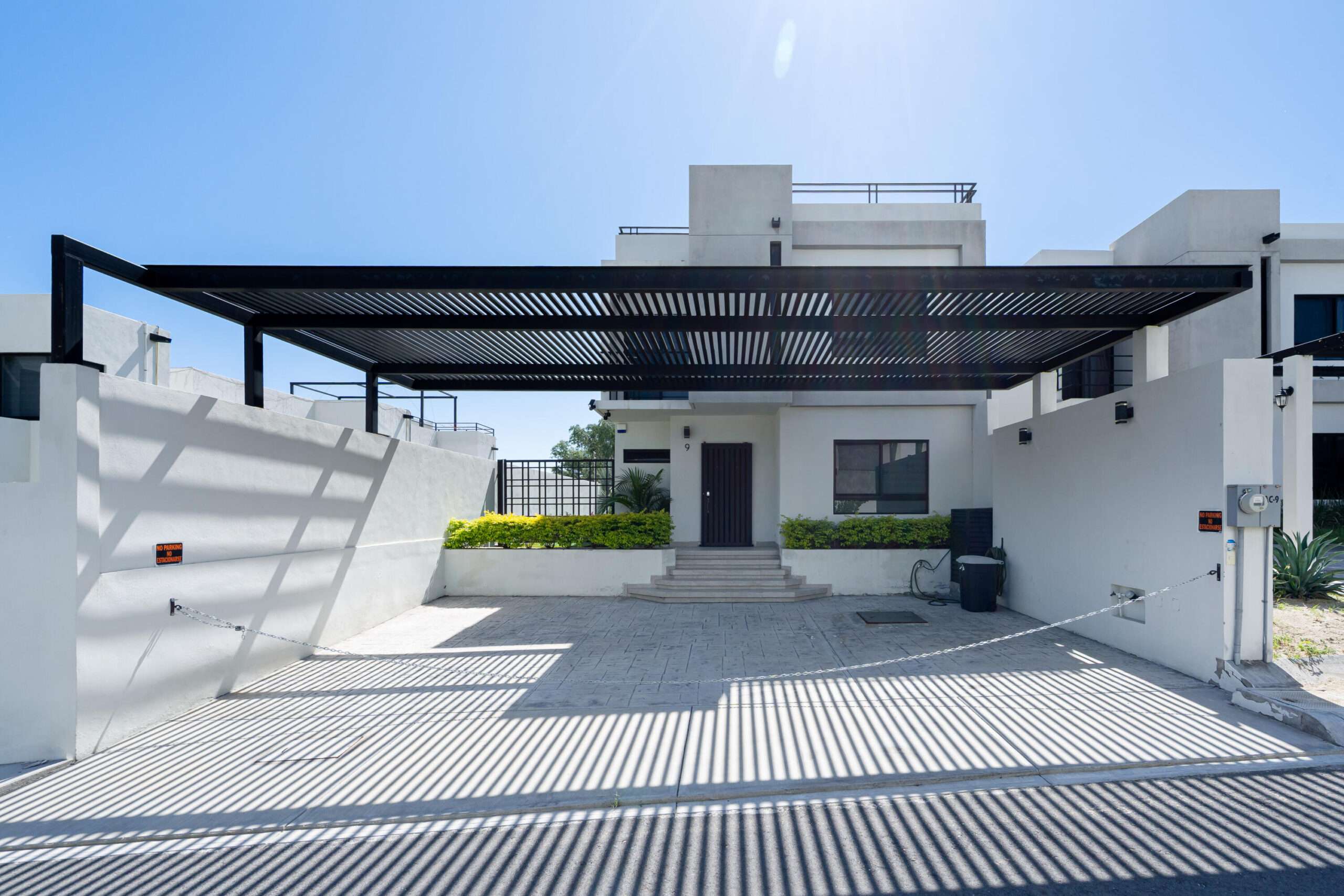 Los Cabos Cabo Del Mar Ecopark This Cabo del Sol Model (largest) situated in Cabo del Mar showcases a variety of premium upgrades. Featuring high-end stainless steel appliances, new flooring, enclosed garage and stylish Mexican contemporary accents, this home also includes a maid's quarters for added convenience. Its proximity to shopping and downtown Cabo makes it an ideal choice for those seeking a sophisticated lifestyle. Perfect for rooftop gatherings, the residence is just a stone's throw away from the community pool. For more information or to schedule a for sale