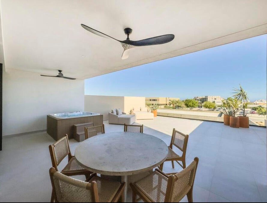 Los Cabos Duara This property has amenities such as: Swimming pool, gym, game room, mini golf, basketball courts, children's play area and a common meeting room.Direct Developer Financing in US Dollars: Term: Up to 60 months. Fixed annual interest rate: 9% or 18 months interest-free.Simple and fast process. --------------------------------------------------------Financiamiento Directo del Desarrollador en Pesos Mexicanos: Plazo: Hasta 60 meses. Tasa de interés anual fija: 12% o 18 meses sin intereses.Proceso sencillo y rápido. for sale