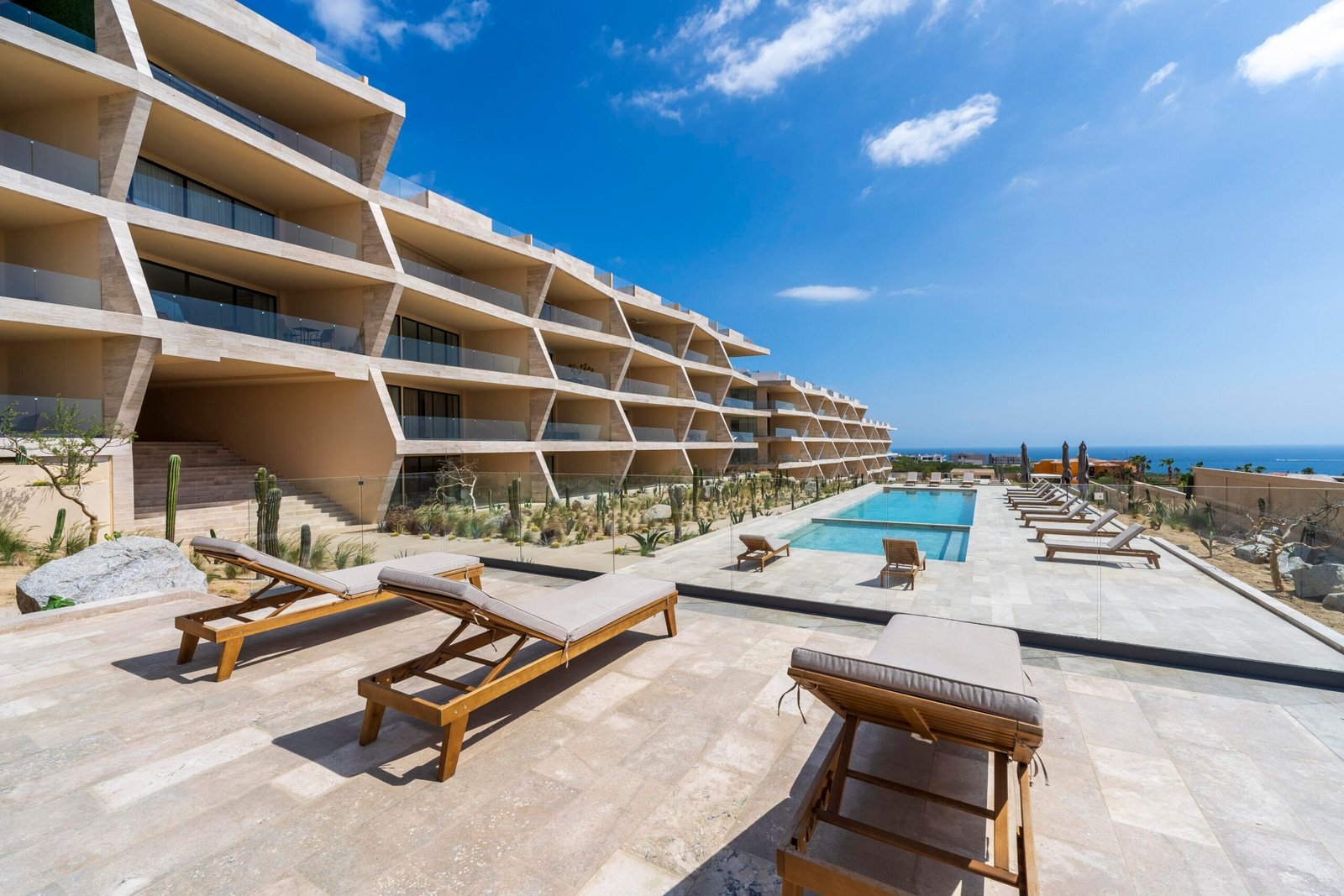 Los Cabos The Arc The ''ARC'' RESIDENCES...CITYSCAPE are nestled in a privileged location at the top of El Tezal, coupled with it's architectural placement of the 3 ''Wines of the Baja'' inspired Towers - Nebbiolo, Syrah & Merlot, will enable 60 beautifully designed Condominiums to enjoy panoramic Ocean and Arch for sale