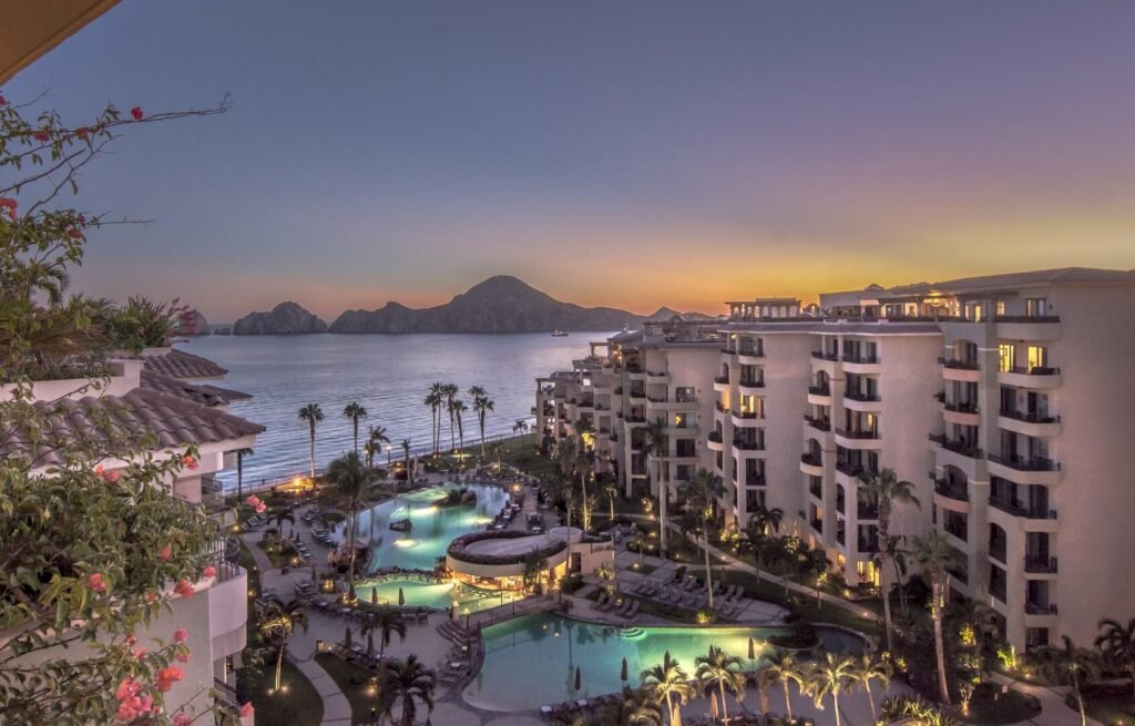 Los Cabos Duara This property has amenities such as: Swimming pool, gym, game room, mini golf, basketball courts, children's play area and a common meeting room.Direct Developer Financing in US Dollars: Term: Up to 60 months. Fixed annual interest rate: 9% or 18 months interest-free.Simple and fast process. --------------------------------------------------------Financiamiento Directo del Desarrollador en Pesos Mexicanos: Plazo: Hasta 60 meses. Tasa de interés anual fija: 12% o 18 meses sin intereses.Proceso sencillo y rápido. – Km0.5 Camino Viejo a San Jose, Cabo San Lucas, BS