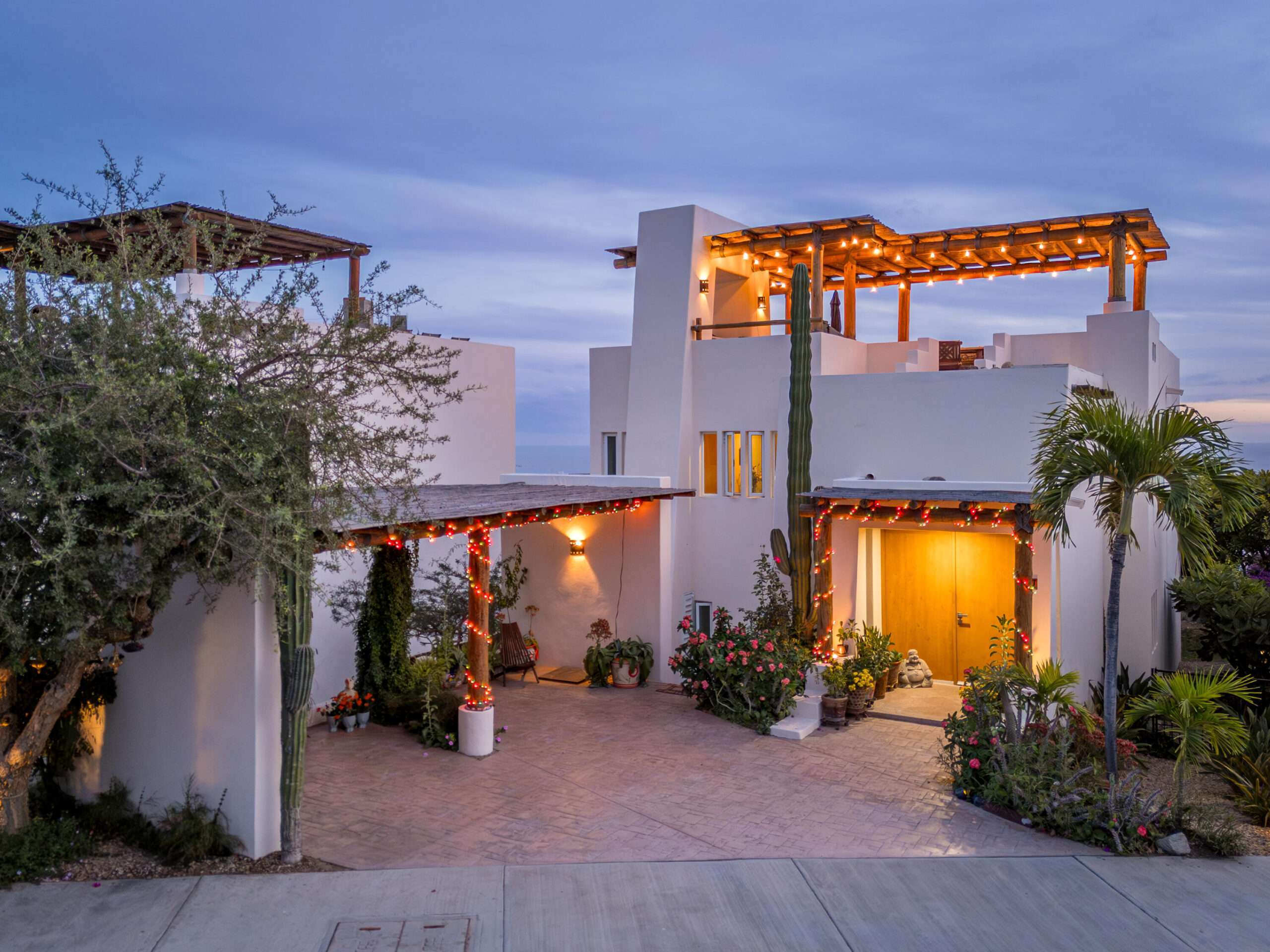 Los Cabos El Tezal W:General Discover Villa FridaWelcome to Villa Frida, a beautiful 4-bedroom, 3.5-bath detached single-family home located in the desirable suburb of El Tezal, just minutes from Cabo San Lucas.This fully furnished residence offers comfortable living with a spacious layout, highlighted by a large terrace perfect for relaxing or entertaining. The home features a large swimming pool, a covered outdoor grilling area with multiple grills, and a 2-car garage with work bench and a 10,000- liter cistern.Enjoy a carefree lifestyle with no HOA fees, offering flexibility whether you plan to live here full-time or use the property as a vacation renta Villa Frida is conveniently located close to beaches, restaurants and the vibrant entertainment of Cabo San Lucas, giving you easy access to everything the area has to offer while still enjoying the comfort of a quiet residential neighborhood. for sale