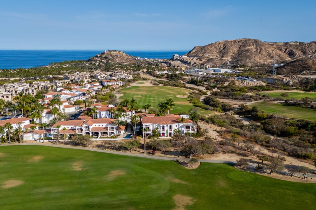 Los Cabos Cardinal Living Great investment - The Suite comes fully furnished ...Amazing Rental income history. Please, we need at least 24-48 hrs notice for a showing because the unit is rented most of the time. Thank you. – Phase II, Villas de Oro, San Jose Corridor, San Jose Corridor, BS