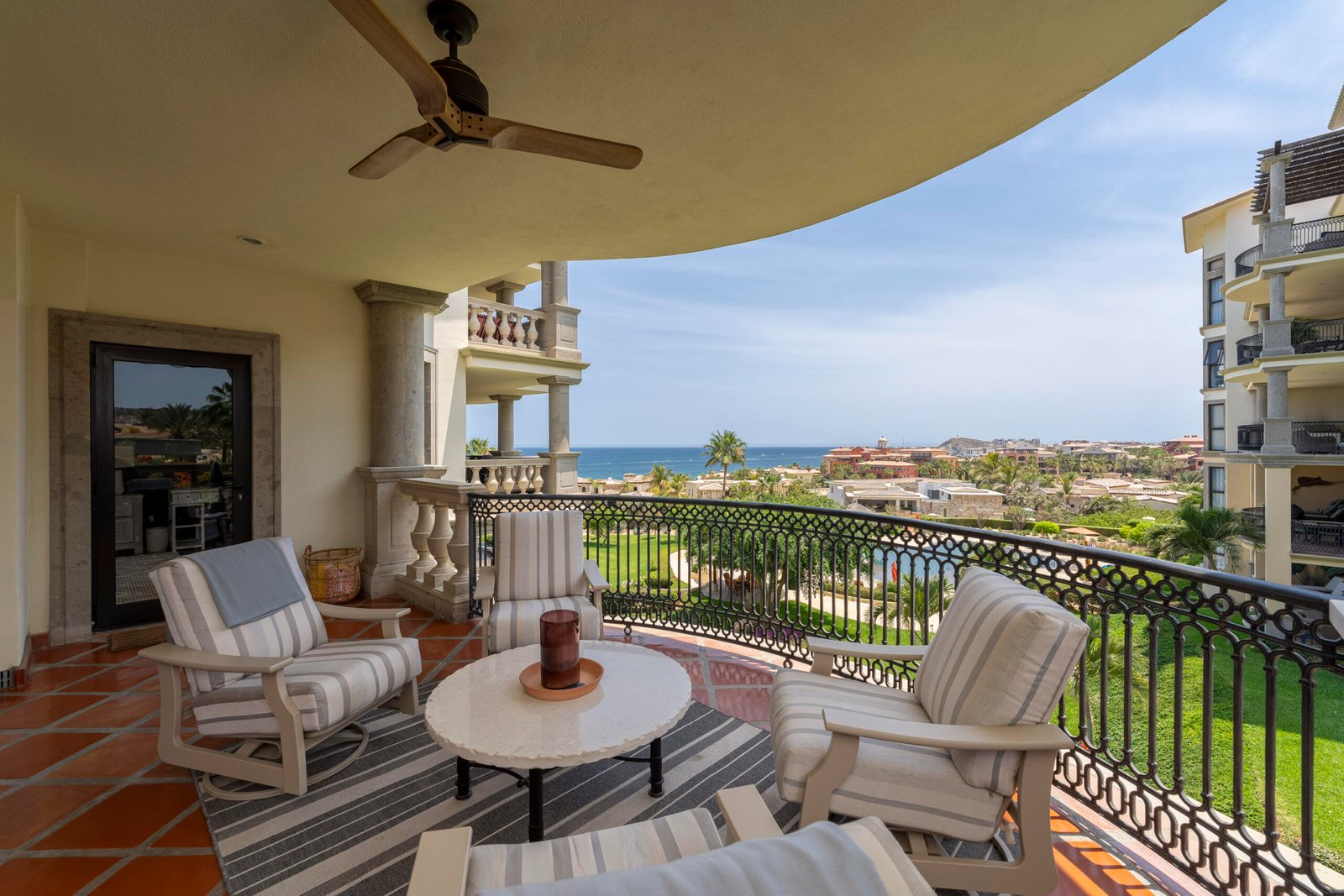 Los Cabos Cascadas Experience coastal sophistication in this exceptional 4-bedroom, 3-bath residence within the hillside exclusive community of Pedregal, Cabo San Lucas. Overlooking the marina, this luxurious retreat offers mesmerizing for sale