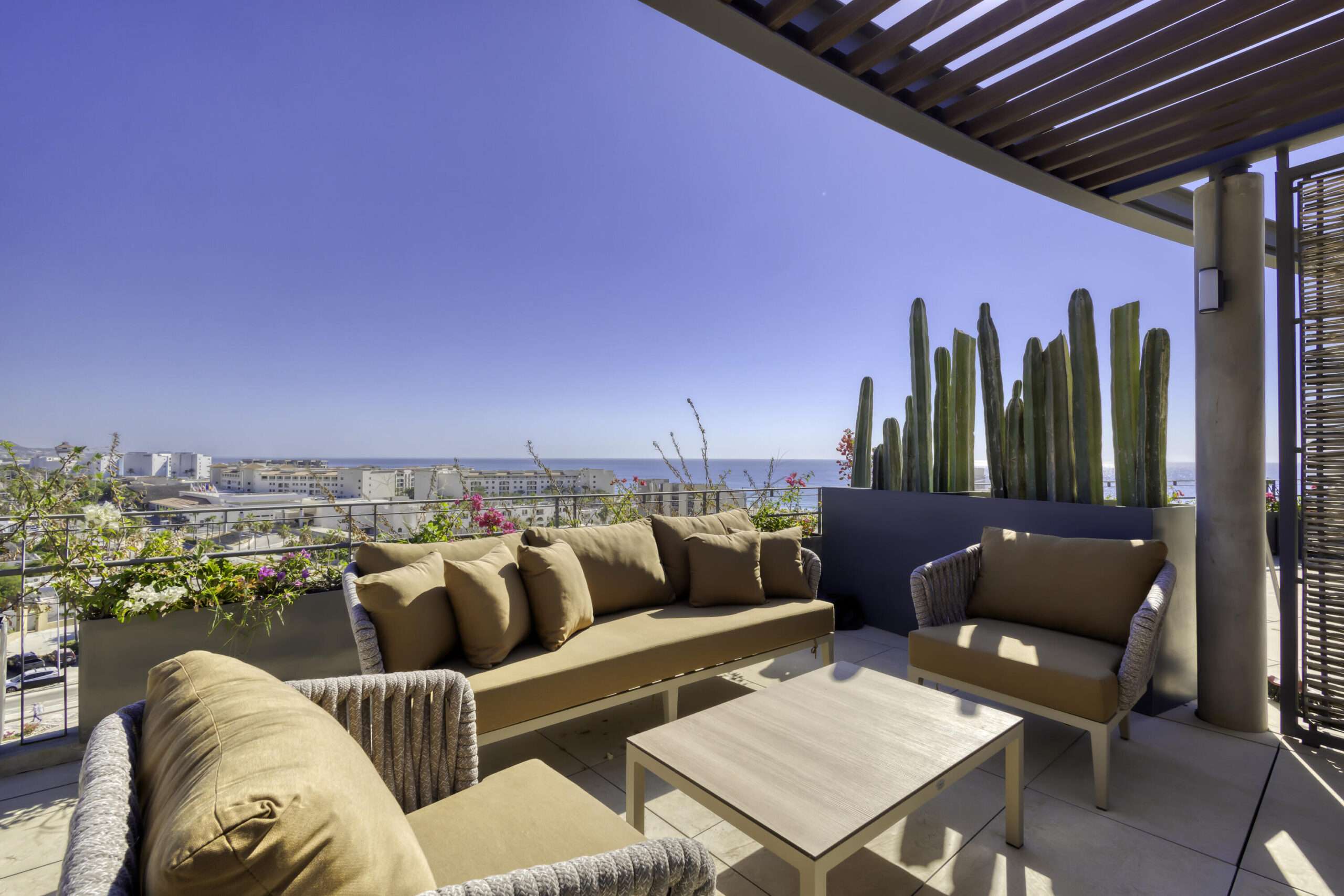 Los Cabos Panorama Experience elevated living in the heart of Cabo San Lucas with this stunning 3-bedroom penthouse designed for comfort, style, and unforgettable for sale
