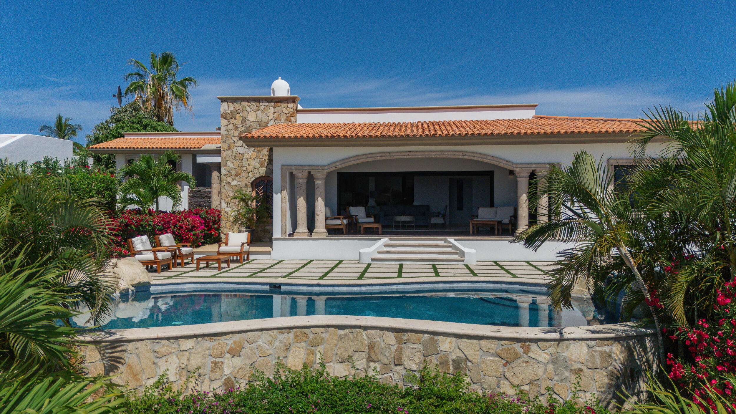 Los Cabos Bugambilias Located in Bugambillias at Cabo Real, this 3-bed, 4 full + 1 half bath home offers 2,754 ft² interior with ocean and golf course for sale
