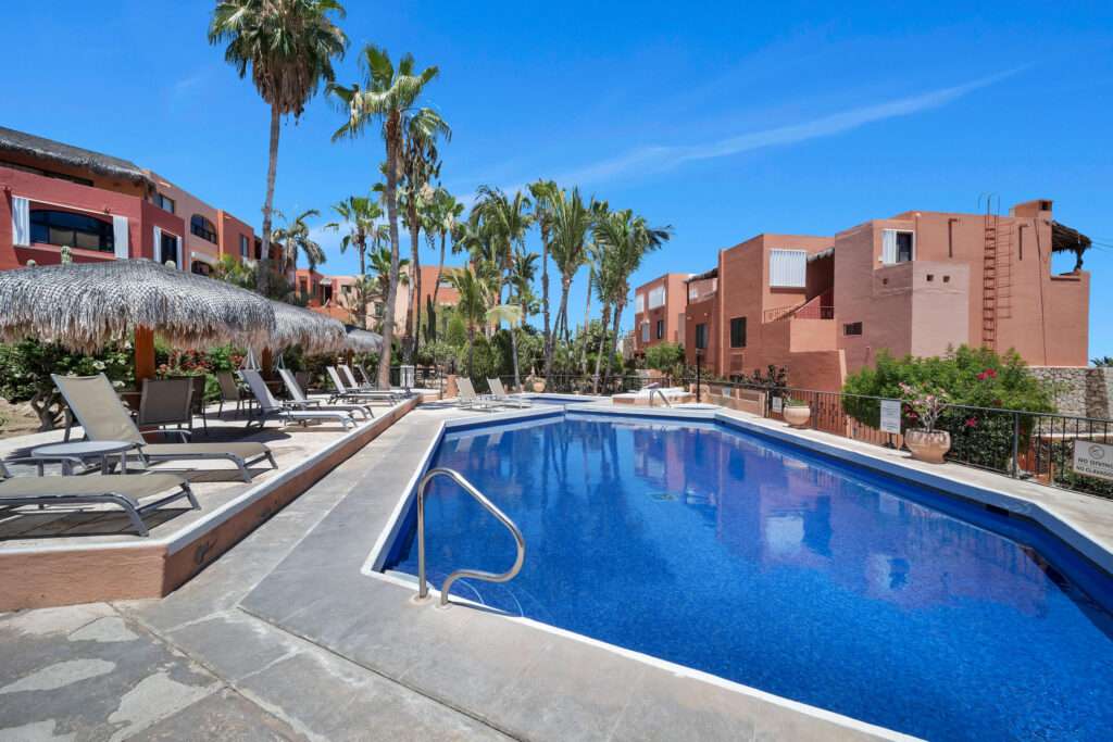Los Cabos Cabo Bello Plaza Calafia in Cabo Bello is known for its charm, elegance, privacy, and access to one of the only swimmable beaches in Cabo San Lucas. This unique condominium features an open concept layout with 2 spacious bedrooms, each with its own en-suite bathrooms, perfect blend of comfort, privacy and functionality. Perfectly situated between two sparkling swimming pools, – Plaza Calafia, Cabo Corridor, Cabo Corridor, BS