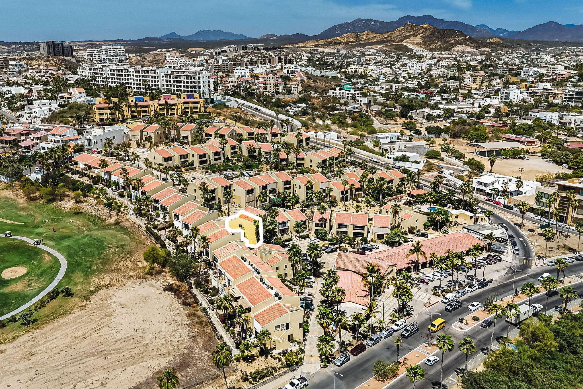 Los Cabos Torres San Jose Perfectly maintained 3 bedroom 3 bathroom 2nd floor Penthouse Unit. BBQ area on expansive 1000 Sq Ft. terraza with amazing – 2624 C27 Blvd. Las Haciendas, San Jose del Cabo, BS