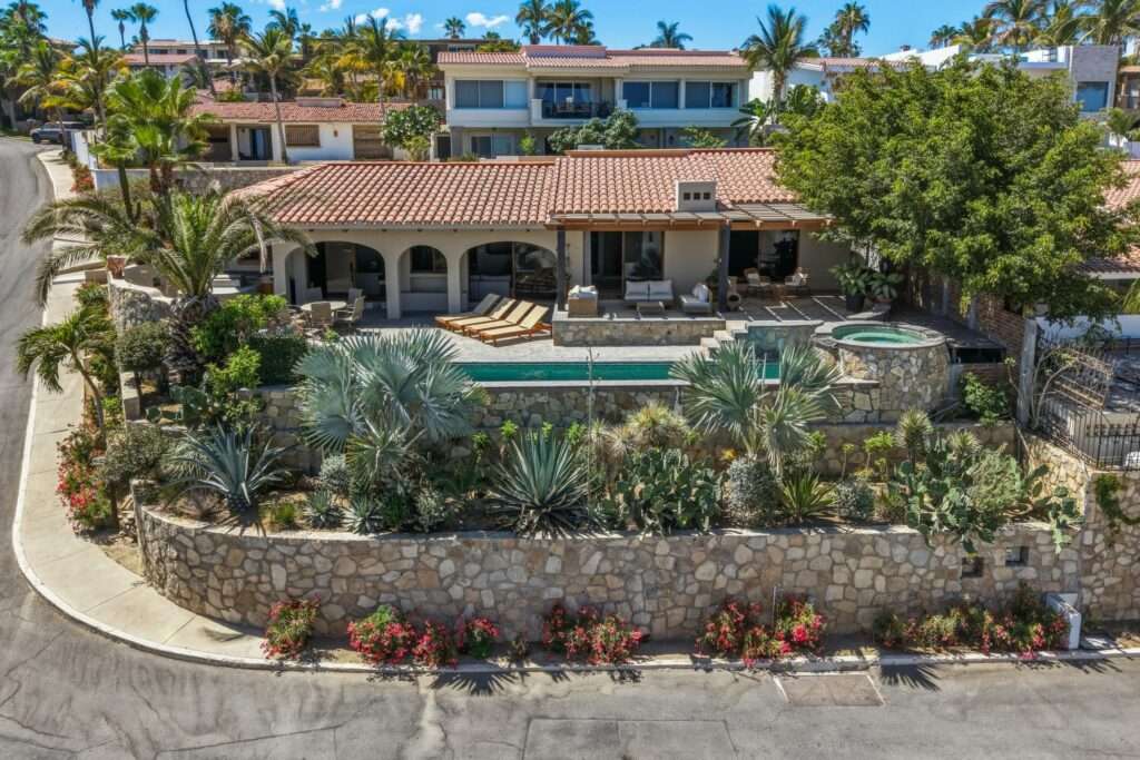 Los Cabos Cresta Del Mar Located on a Cul De sac - A luxurious 4 bed 4 and 2 half bath House with full casita that has a separate entrance and kitchen. Ocean – 68 Valles Campestre, San Jose del Cabo, BS